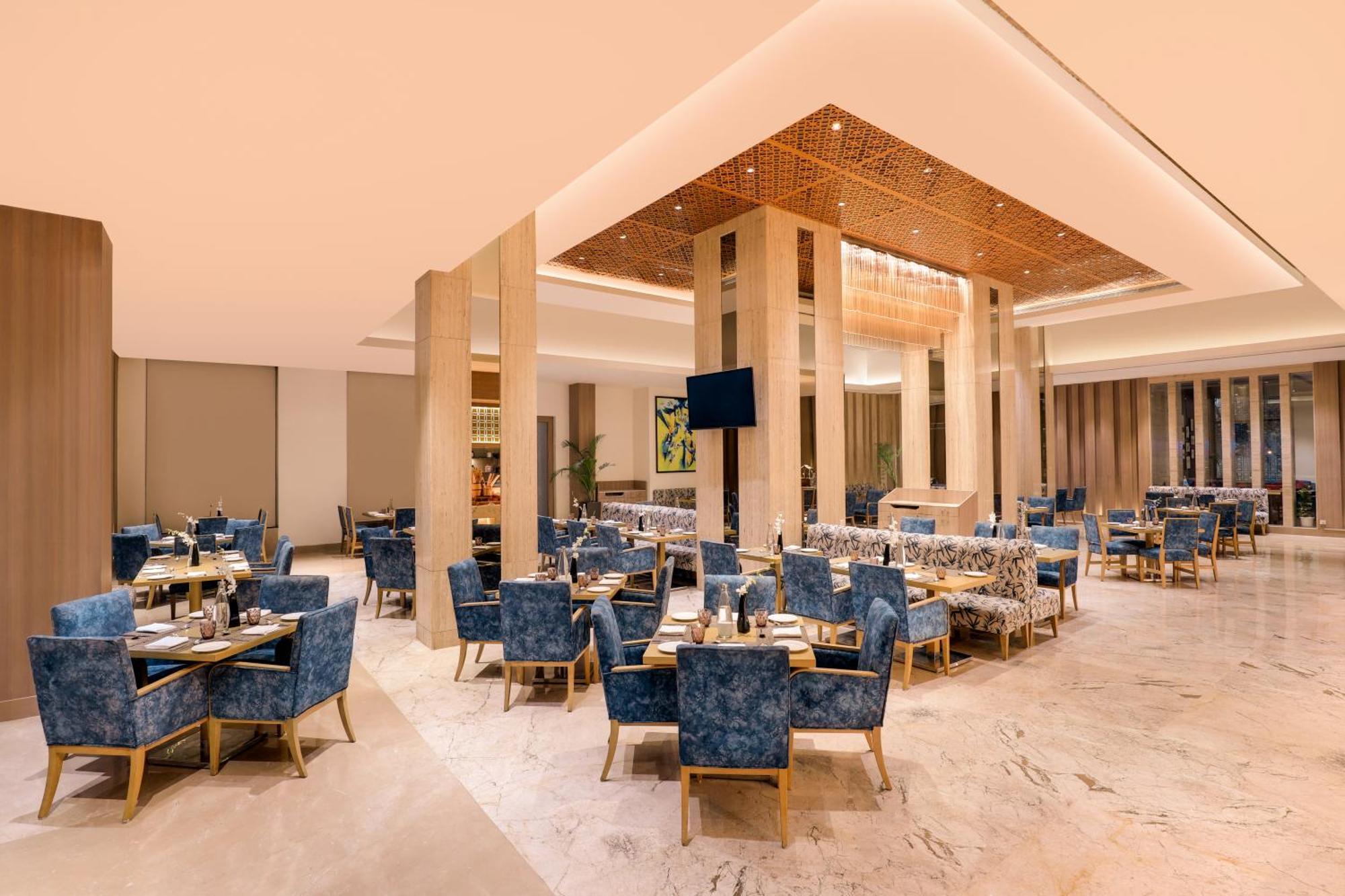 Sandal Suites By Lemon Tree Hotels Noida Luaran gambar