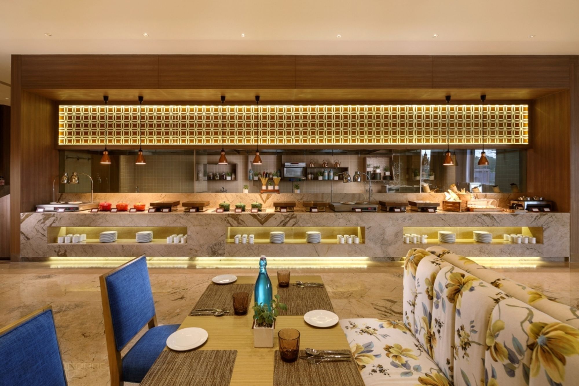 Sandal Suites By Lemon Tree Hotels Noida Luaran gambar