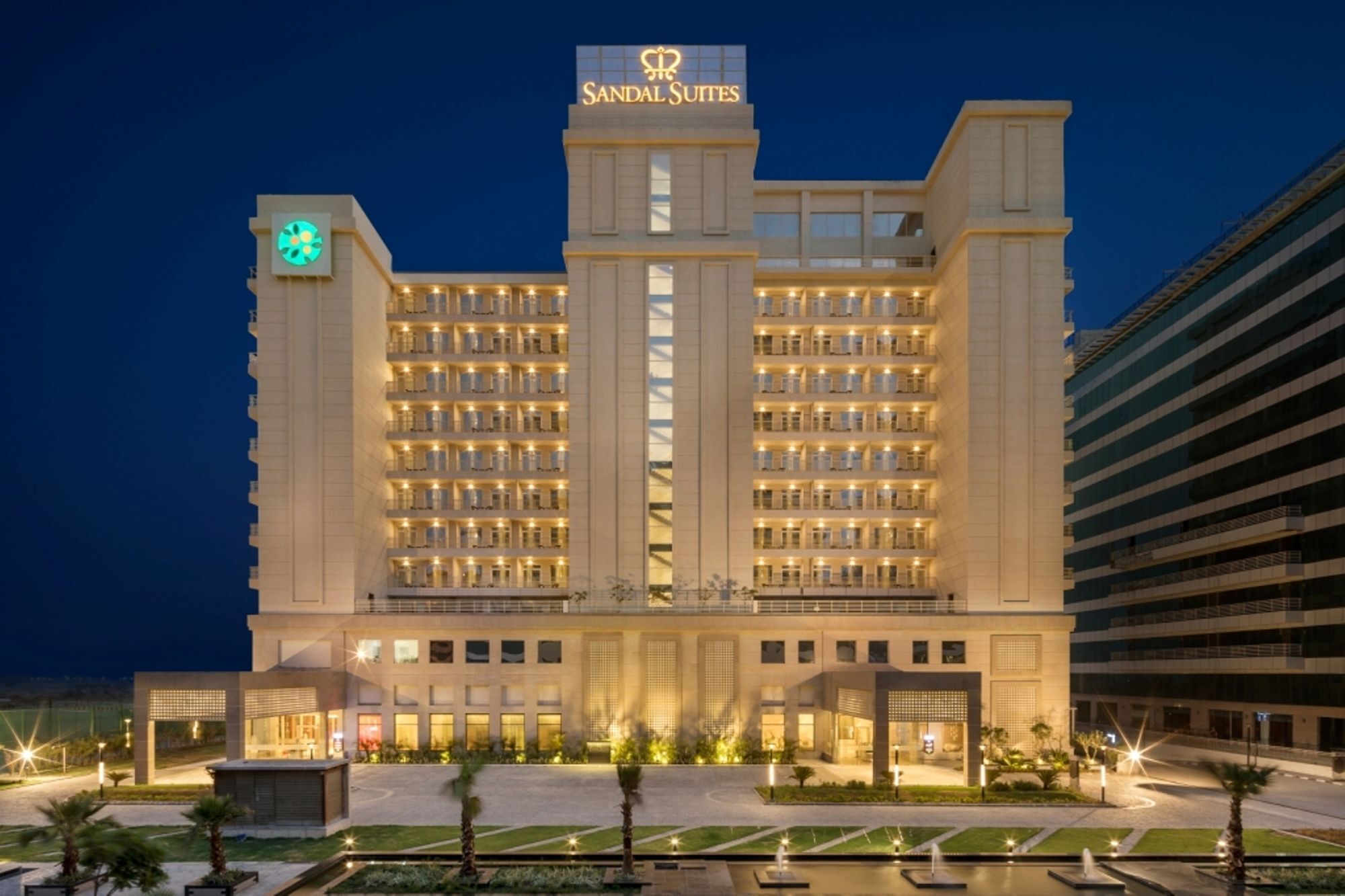 Sandal Suites By Lemon Tree Hotels Noida Luaran gambar
