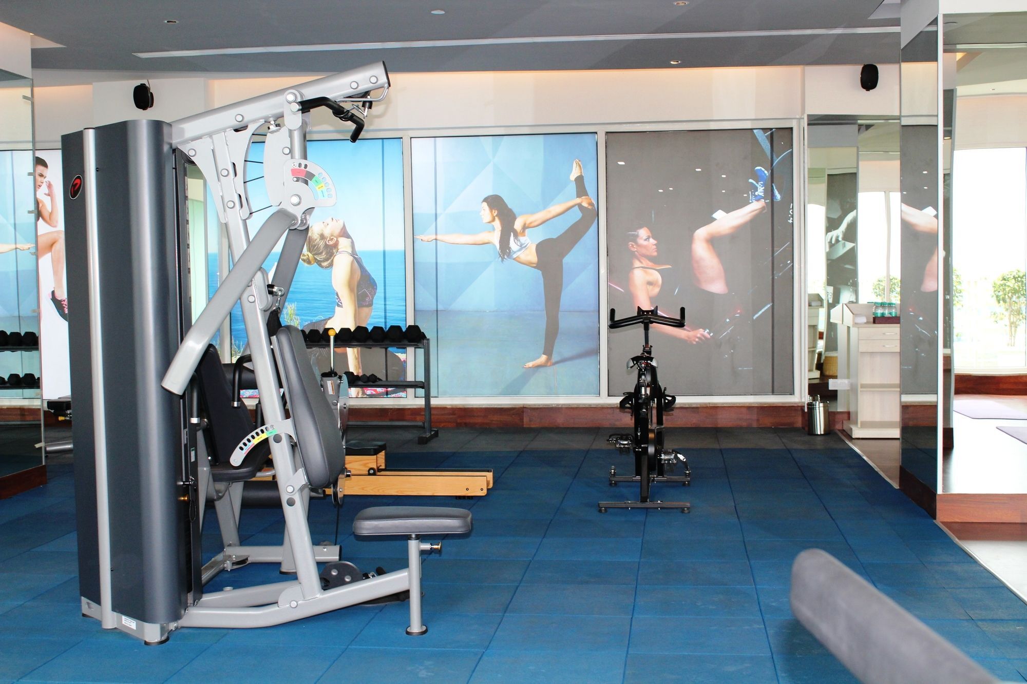 Sandal Suites By Lemon Tree Hotels Noida Luaran gambar